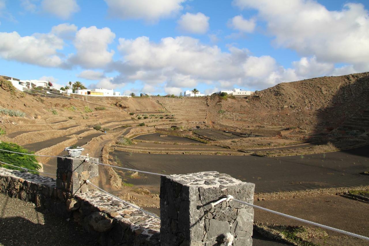 Casa Caldera Guiguan Villa Tinajo Esterno foto