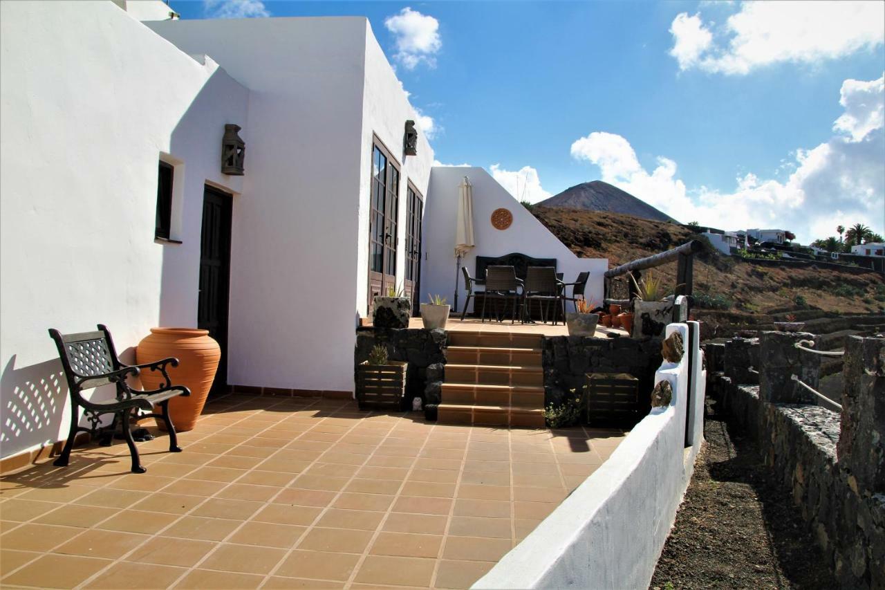 Casa Caldera Guiguan Villa Tinajo Esterno foto
